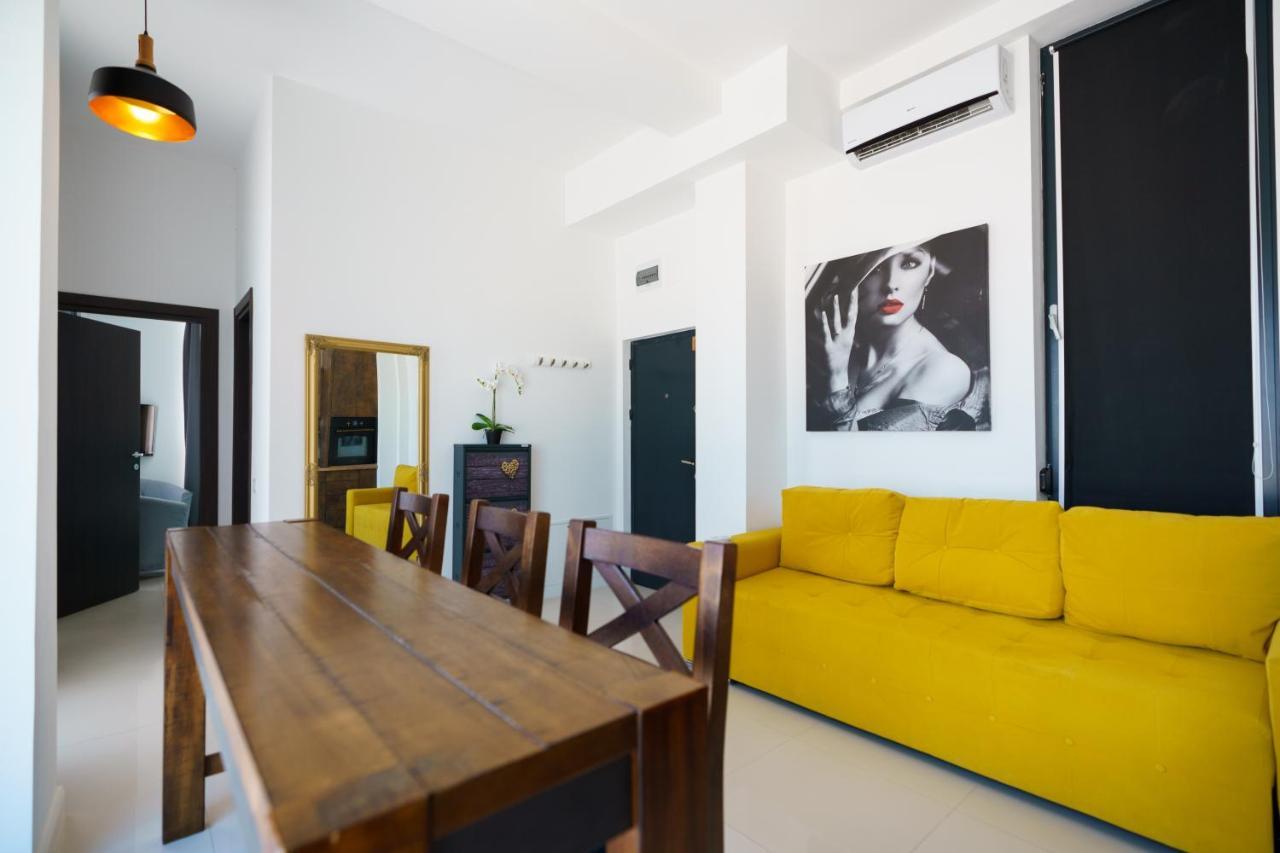 Beach Rooms Roberta Mamaia Exterior foto