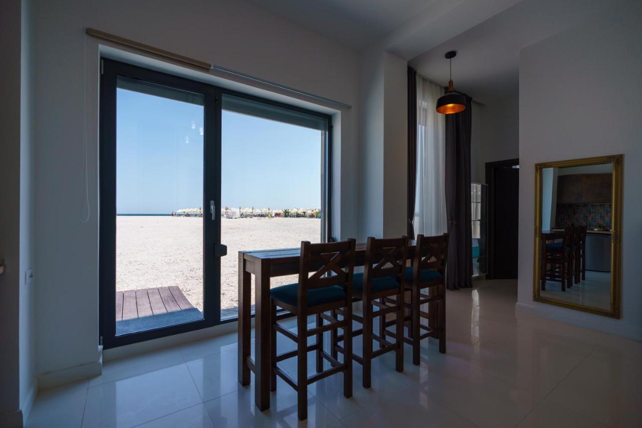 Beach Rooms Roberta Mamaia Exterior foto