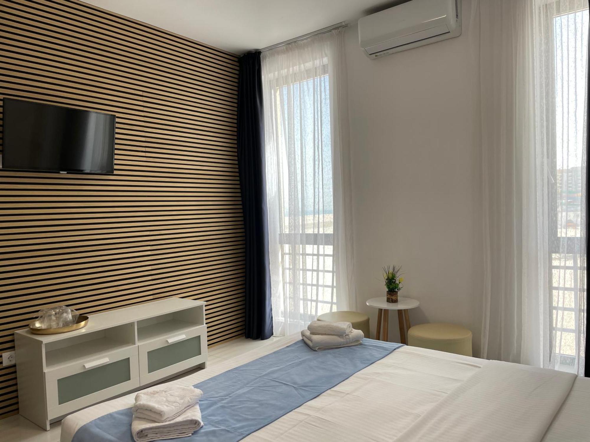 Beach Rooms Roberta Mamaia Exterior foto